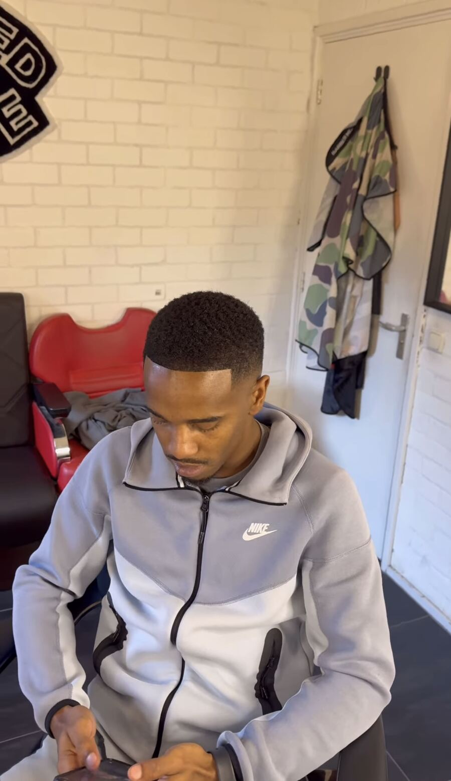 Strakke fade, scherp afgelijnd